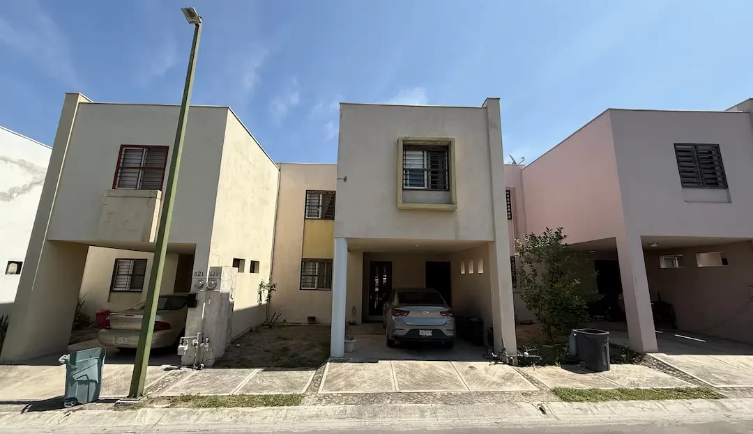 casa en venta las lomas sector jardines