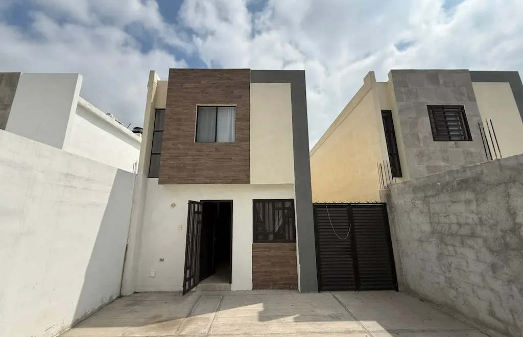 casa en renta asturias premier