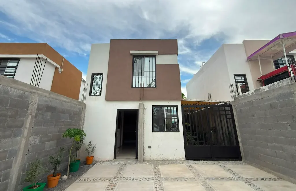 casa en renta torre luna