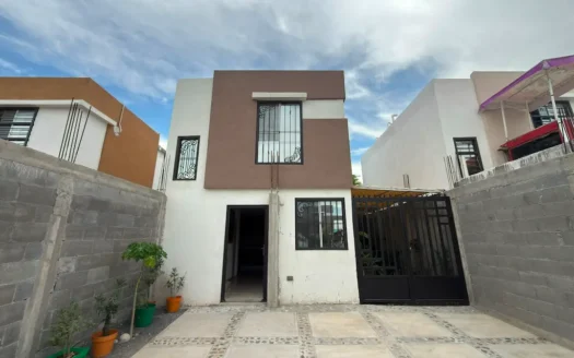 Casa en Renta Torre luna en Salinas Victoria